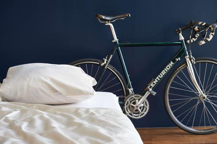Actual product image Room05 Washed Satin (Pillowcase, 50 x 70 cm)