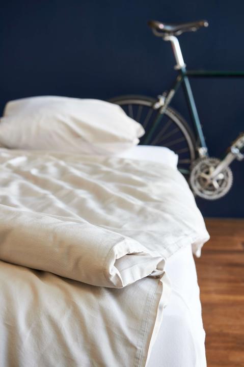 Actual product image Room05 Washed Satin (Pillowcase, 50 x 70 cm)