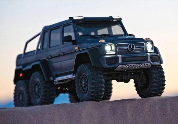 Image du produit Traxxas Modèle réduit de voiture RC Mercedes AMG G63 6x6 (RTR Prêt à fonctionner)