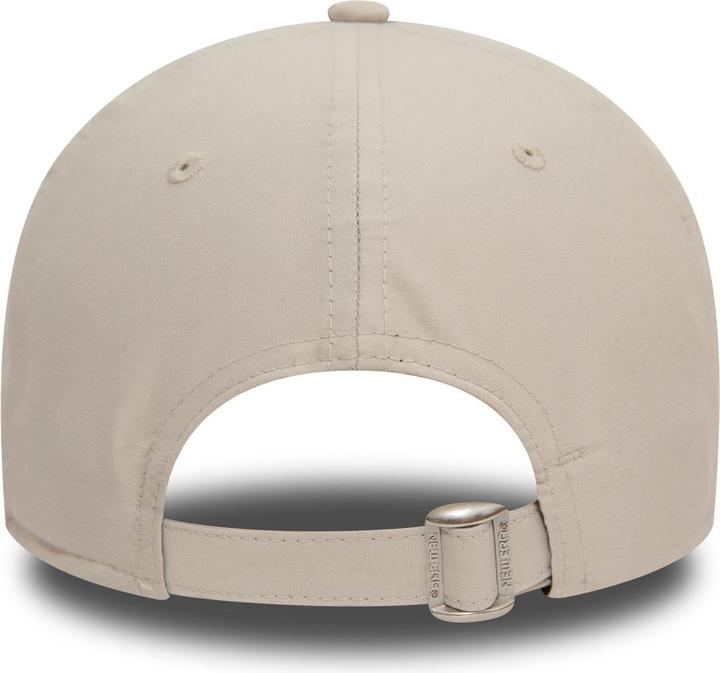 Actual product image New Era 9Forty Strapback Cap - New York Yankees stone beige