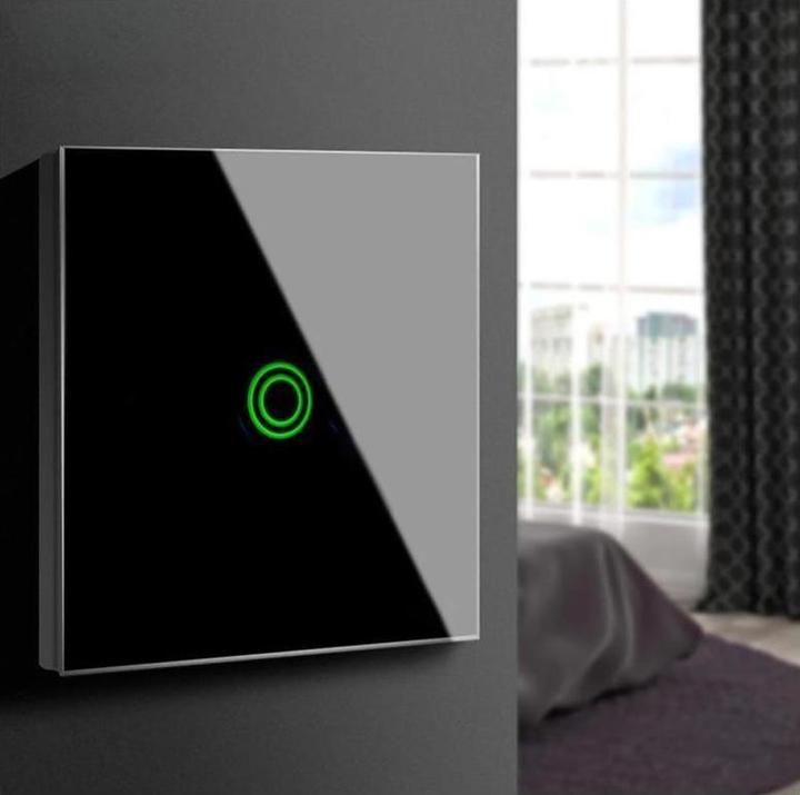 Actual product image Maclean Touch light switch, single, glass, black with round knob Energy MCE702B, dimensions 86x86mm, wi