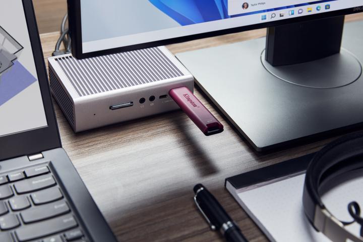 Immagine prodotto Kingston DataTraveler Max (1000 GB, USB-A, USB 3.2)
