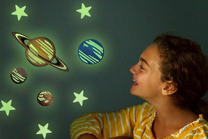 Actual product image 4M 4 m Glow in The Dark Planets and Nova Stars 20 pieces (27 x 21 cm)