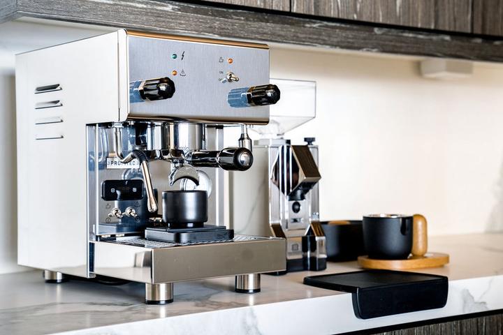 Actual product image Profitec Per 300