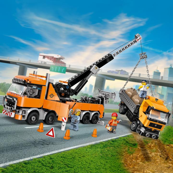 Image du produit LEGO Le remorqueur avec grue pour poids lourd (60467, LEGO City)
