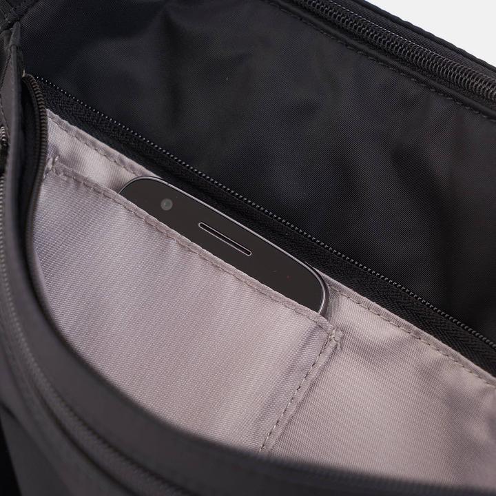 Produktbild Hedgren Eye Medium Shoulder Bag RFID
