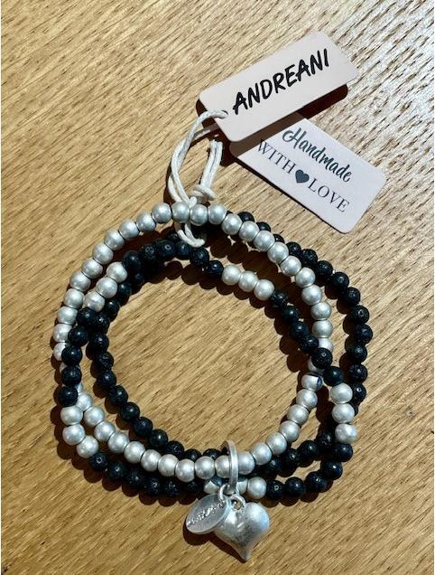 Image du produit Andreani Armband aus echtem Lavastein mit Herzanhänger schmal von 1 (19 cm, Véritable pierre de lave)