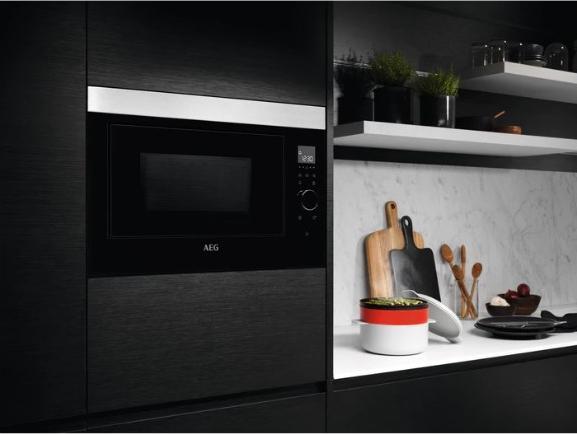 Immagine prodotto AEG MBE2658DEM (26 l)