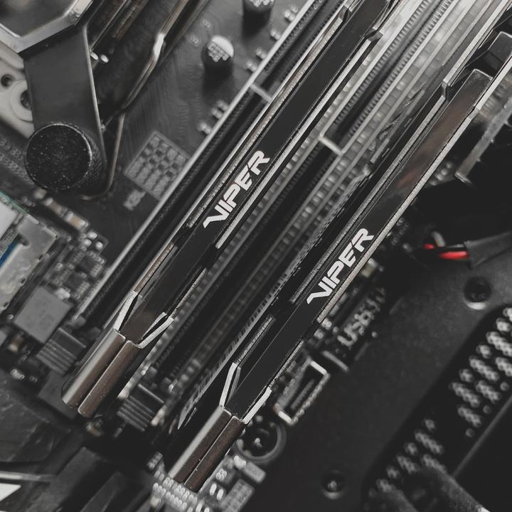 Produktbild Patriot Viper Steel (2 x 8GB, 4400 MHz, DDR4-RAM, DIMM)