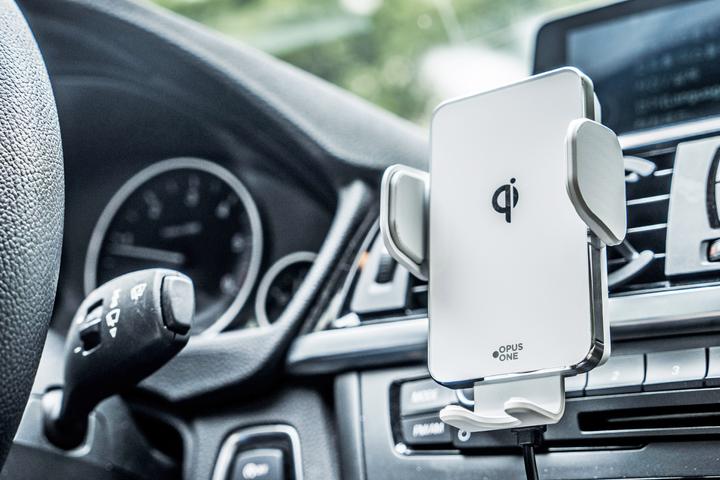 Image du produit Opus One F1 Car Charger black