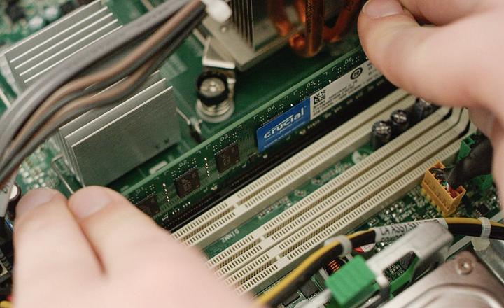 Actual product image Crucial Laptop Memory (1 x 4GB, 2666 MHz, DDR4-RAM, SO-DIMM)