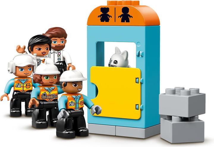 Actual product image LEGO Large construction site with light and sound (10933)
