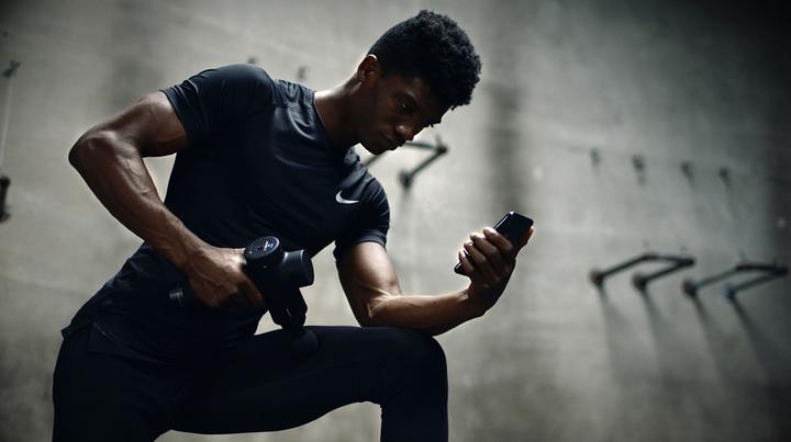 Produktbild Hyperice Hypervolt Plus Bluetooth Massage Gun
