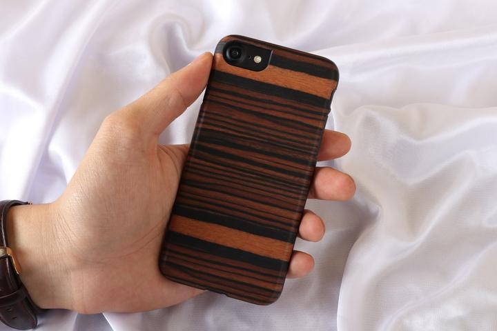 Actual product image Man.Wand &WOOD case for iPhone 7 (Apple iPhone 7)