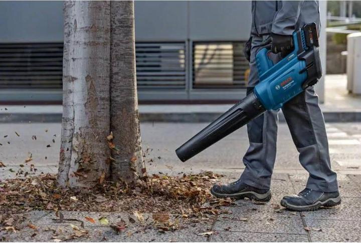 Actual product image Bosch Professional BOSC Battery Leaf Blower (Rechargeable battery operated, Leaf blower)
