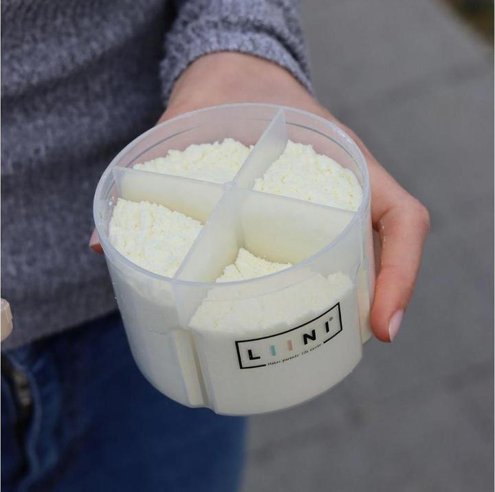 Actual product image Liini Powdered milk portioner for on the go baby