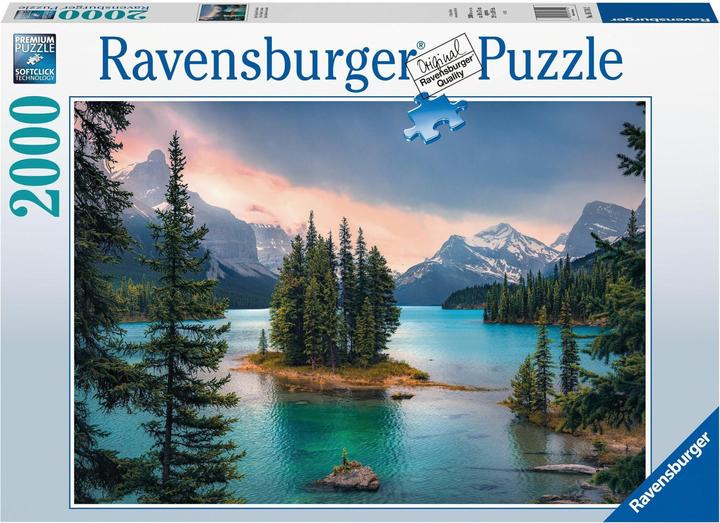 Actual product image Ravensburger Spirit Island Canada (2000 pieces)