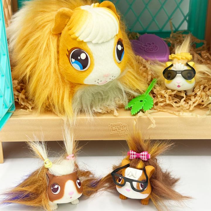 Actual product image Little Mama Surprise playset (33.10 cm)