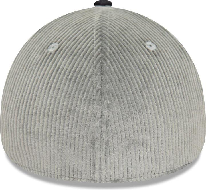 Actual product image New Era 39Thirty Cap - MICROCORD Manchester United - L/XL (L)