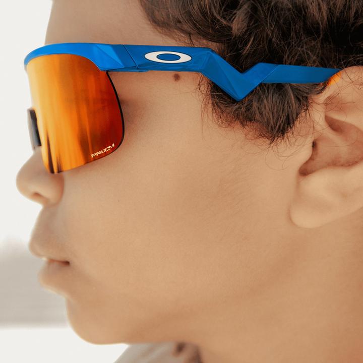 Image du produit Oakley Résistance (Bleu, prizm rubis)