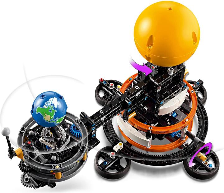 Actual product image LEGO Sun Earth Moon Model (42179, LEGO Technic)