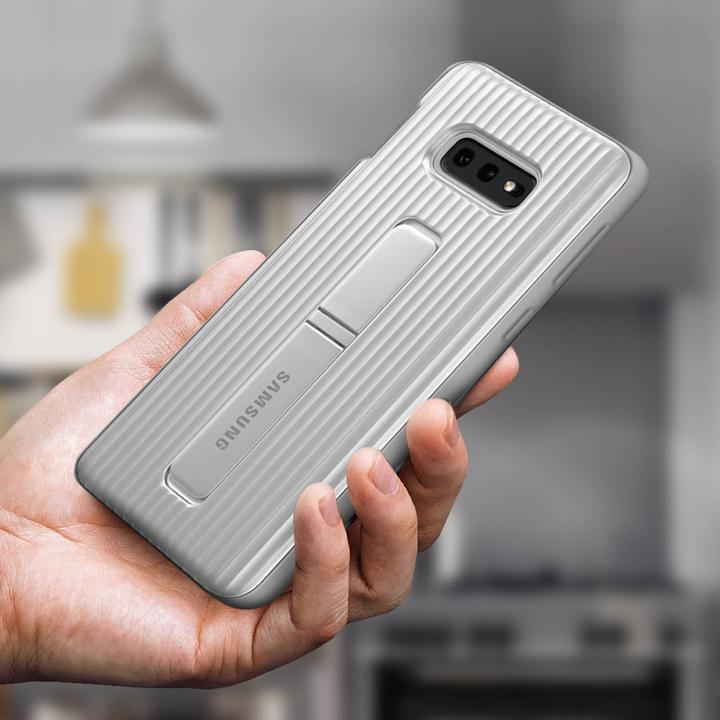 Actual product image Samsung Protective Standing Cover (Samsung Galaxy S10e)