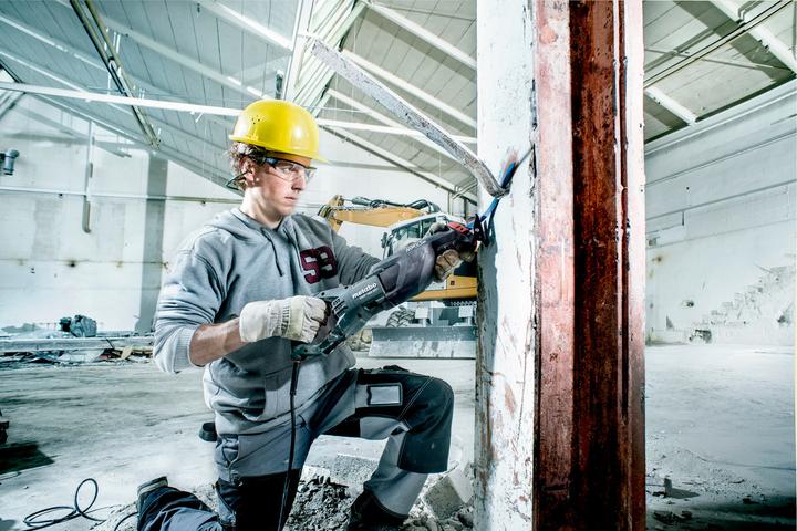 Actual product image Metabo Sabre saw SSEP 1400 MVT Plastic case