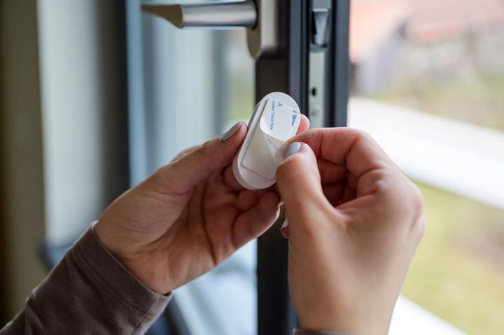 Image du produit Brennenstuhl Contact porte et fenêtre zigbee TFK CZ 01