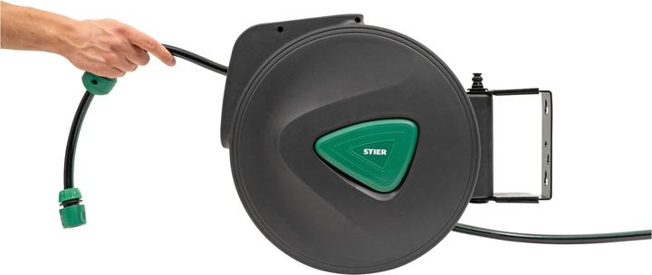 Immagine prodotto Stier Avvolgitubo da giardino SGS-200 20+2 m con pistola a spruzzo automatico orientabile (20 m)