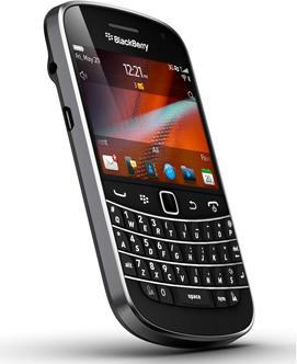 Actual product image BlackBerry Bold 9900 - QWERTY (2.80", 5 Mpx, 3G)