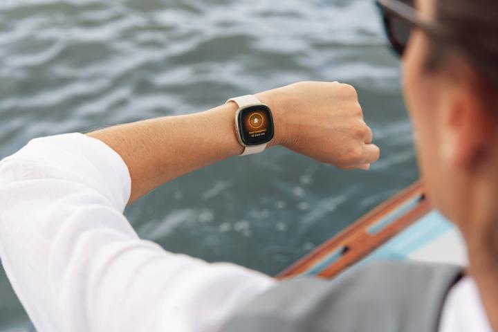 Immagine prodotto Fitbit Senso (40.48 mm)