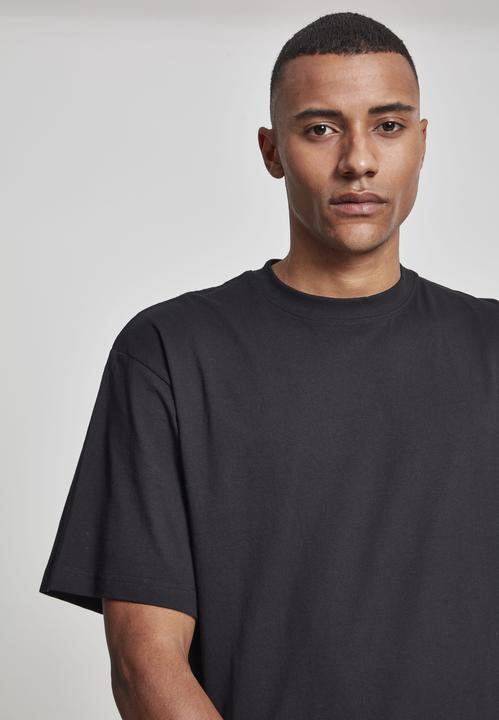 Actual product image Urban Classics Tall Tee (XL)
