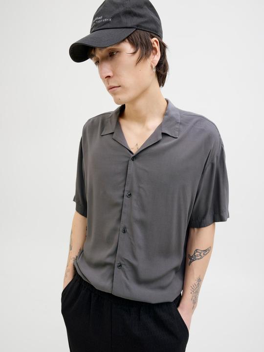 Actual product image Jack & Jones Jjejeff Solid Resort Shirt S/S Sn (M)