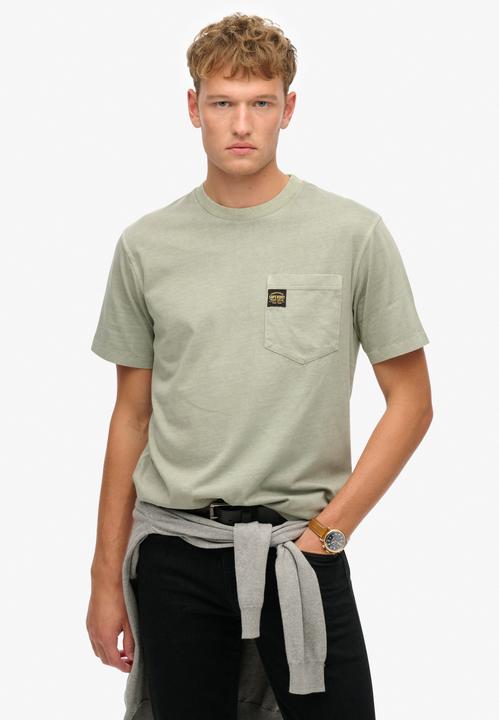 Actual product image Superdry Pocket T-shirt with contrast stitching (L)