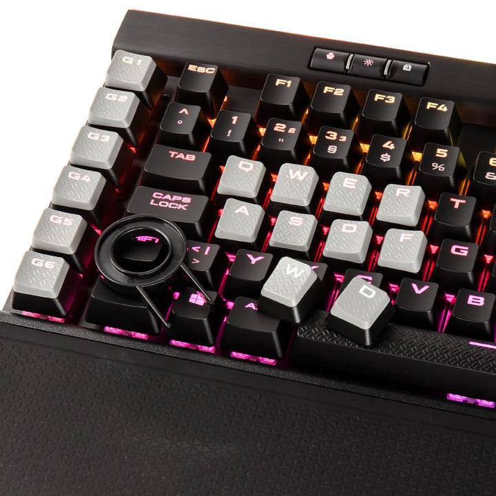 Actual product image Corsair K95 Platinum (DE, Cable)