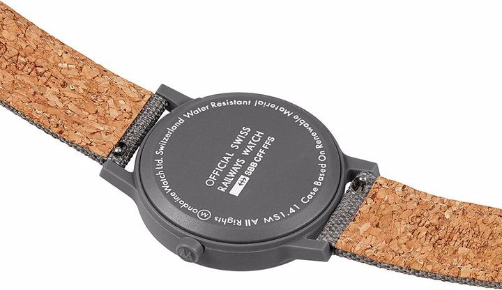 Produktbild Mondaine Essence Shades of Grey (Analoguhr, Swiss Made, 41 mm)