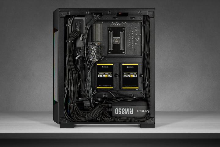 Actual product image Corsair iCUE 220T RGB (ATX, mATX, Mini-ITX)
