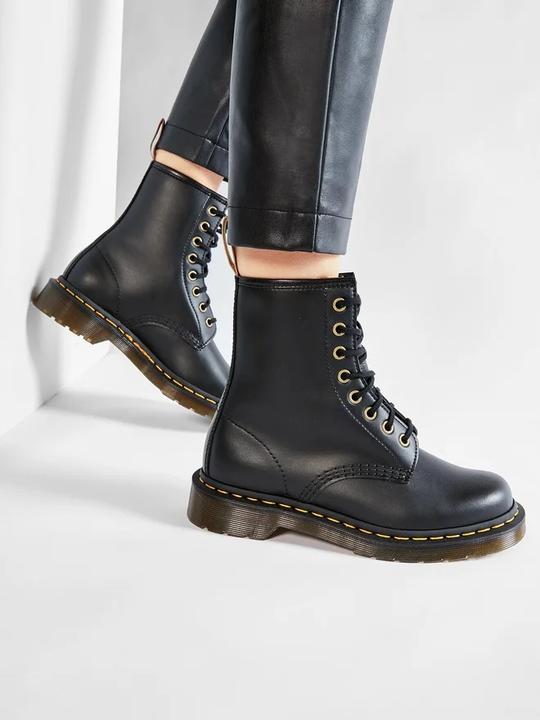 Actual product image Dr. Martens Vegan 1460 (43)