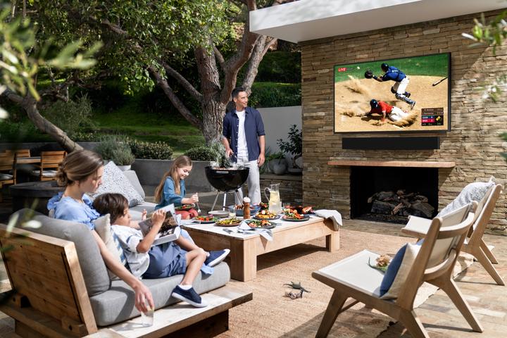 Image du produit Samsung The Terrace GQ75LST7TAU (75", QLED, 4K, 2020)
