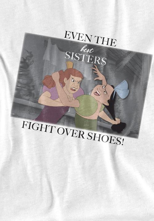 Immagine prodotto Cinderella Even The Best Sisters TShirt (116)