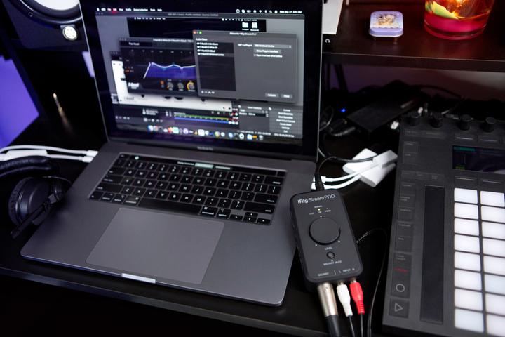Actual product image IK Multimedia iRig Stream Pro (3.5mm jack)