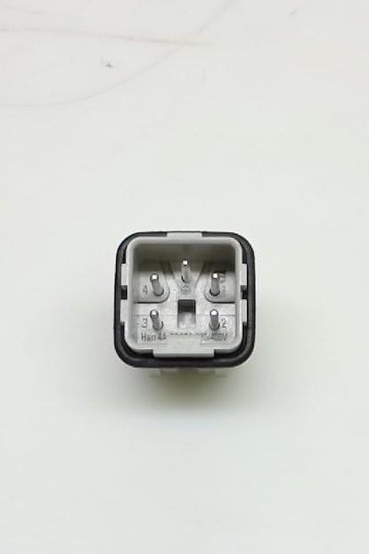 Produktbild Harting 09 20 004 2611 Stifteinsatz Han® A 4 + PE Schrauben 1 St.