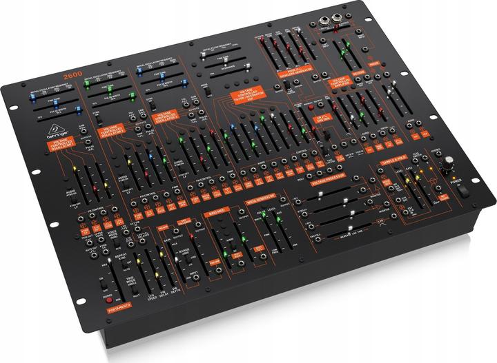 Behringer 2600