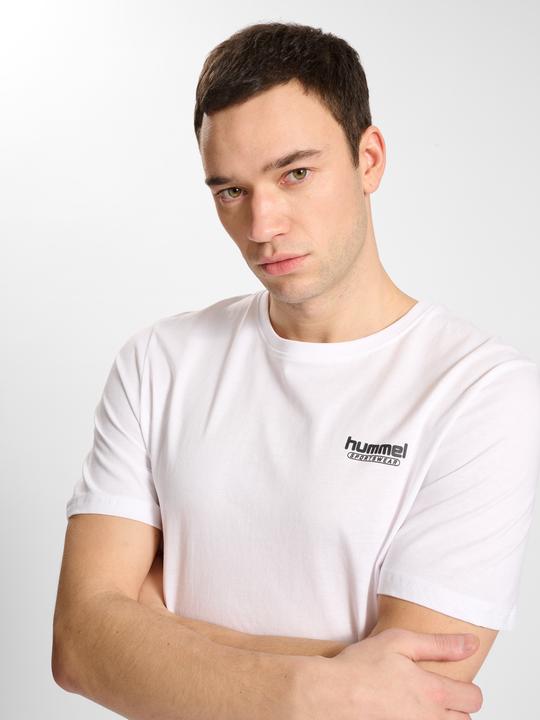 Actual product image hummel Booster T-Shirt (M)