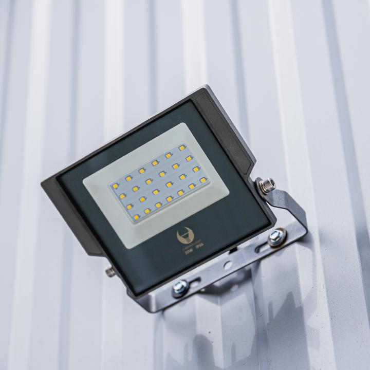 Immagine prodotto Forever Light Proiettore LED ASPIRE 30W 6000K 3300lm 230V (3300 lm)