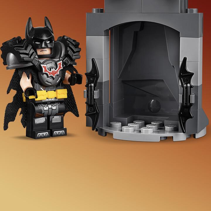 Actual product image LEGO Ready for action Batman and Iron Beard (70836)