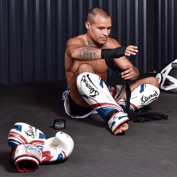 Actual product image 8Weapons Shin Guards, Shift, white-navy-red, S (S)