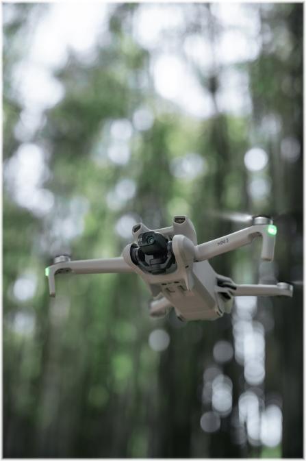 Image du produit DJI Mini 3 y compris Fly More Combo (38 min, 248 g, 12 Mpx)