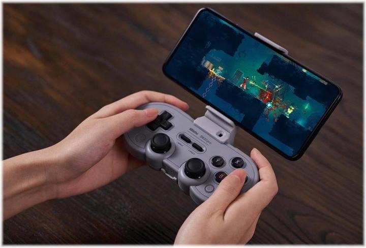 Actual product image 8bitdo Sn30 Pro (Android, iOS, Switch, PC)
