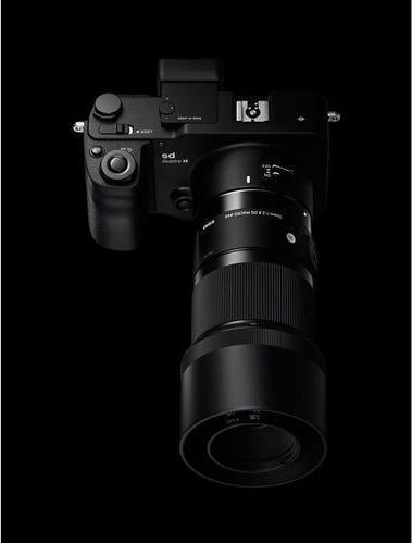 Produktbild Sigma 70mm f/2.8 DG MACRO ART Sony E (Sony E, APS-C / DX, Vollformat)